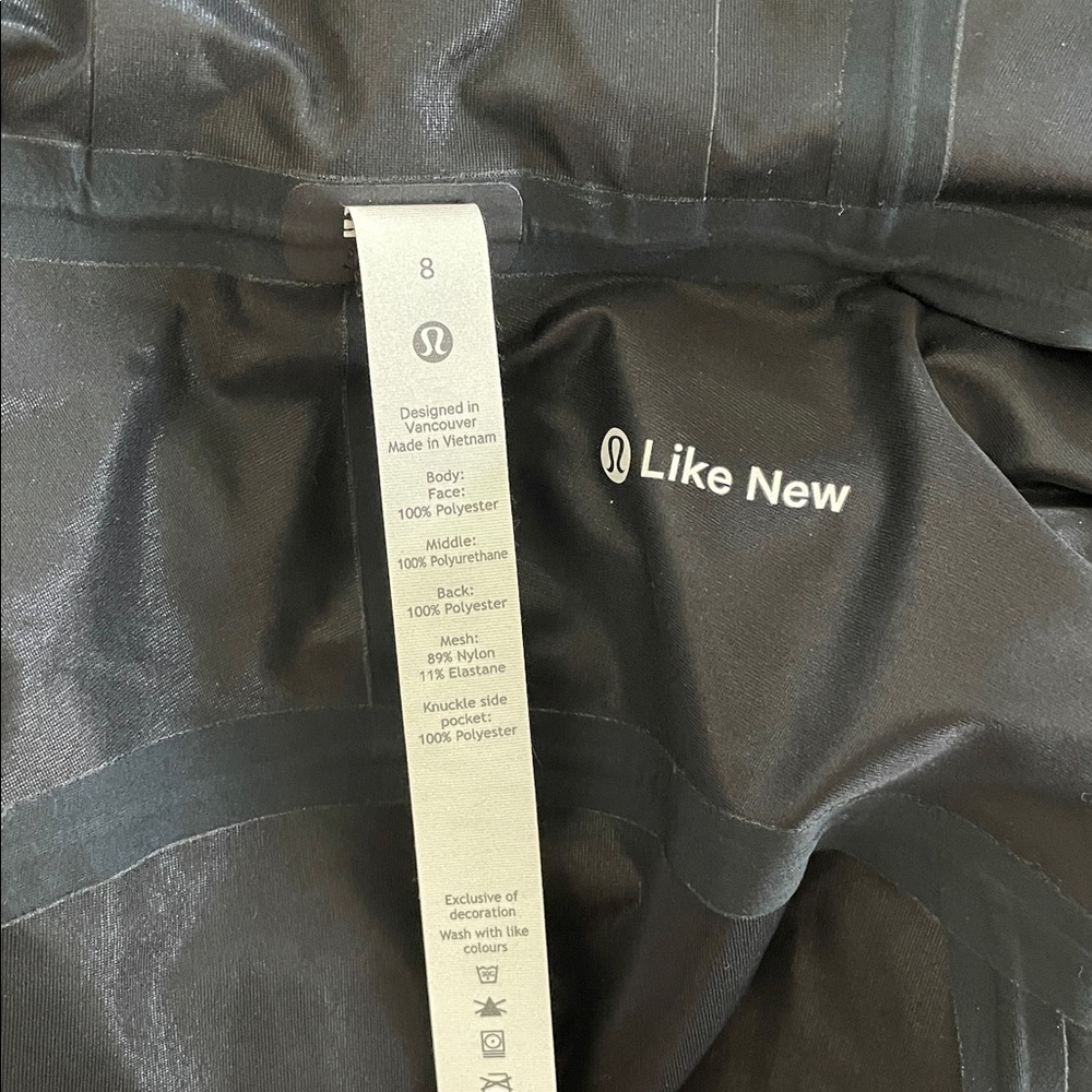 Lululemon break a trail jacket - Picture 7 of 8